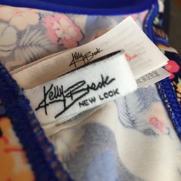 Kelly Brook Bikini Top Tropical Halter Top US 34C UK 34DD - Picture 6 of 9